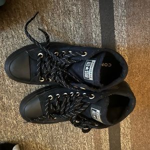 Converse mid Womens size 8.5